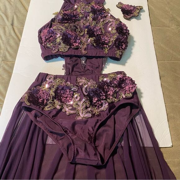 Glamour solo dance costume custom purple lace embroidered MA-Medium adult - Picture 4 of 15